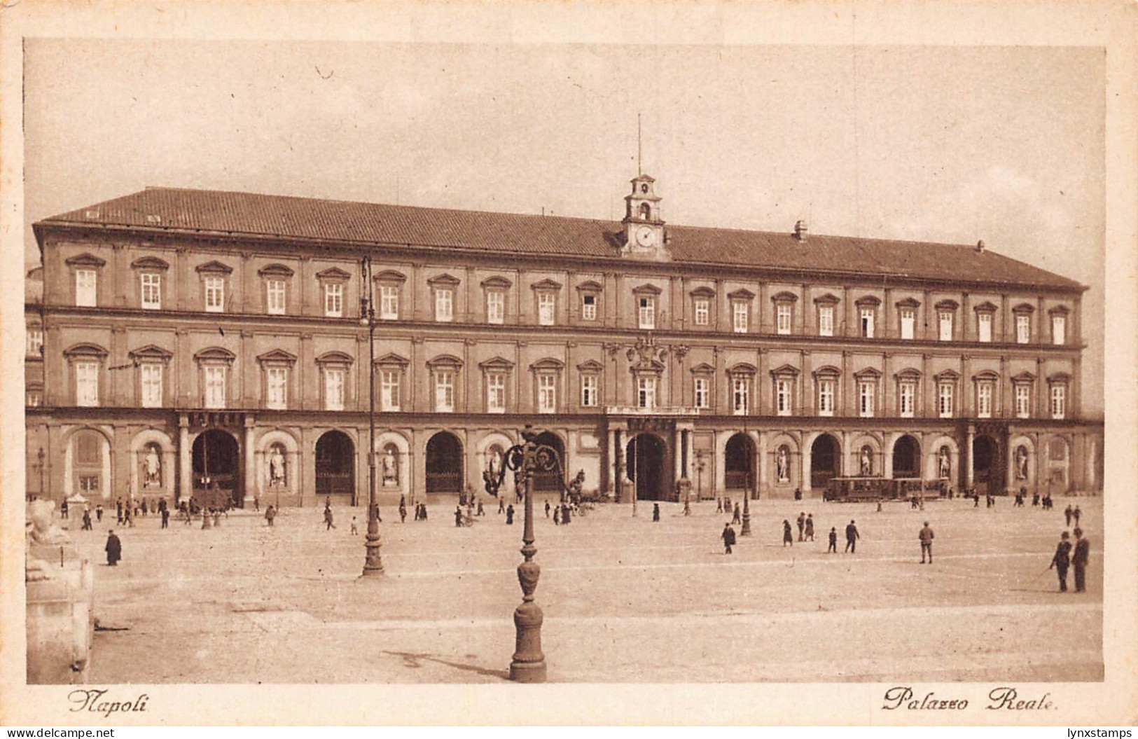 A807 Italy Napoli Naples Palazzo Reale vintage postcard