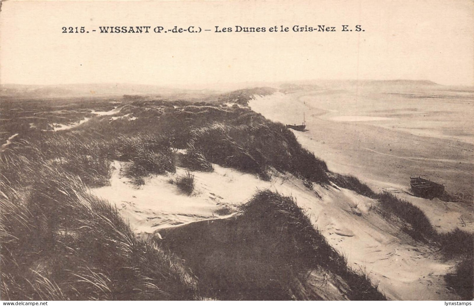 A825 France Wissant Les Dunes et Gris-Nez vintage postcard