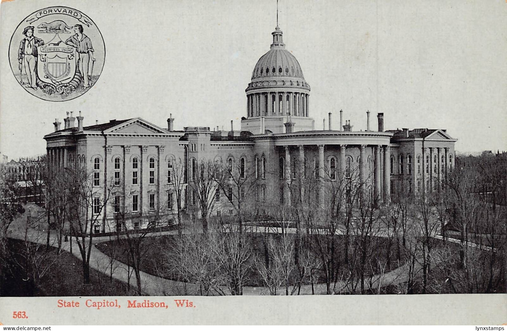A848 US State Capitol Madison Wisconsin vintage postcard