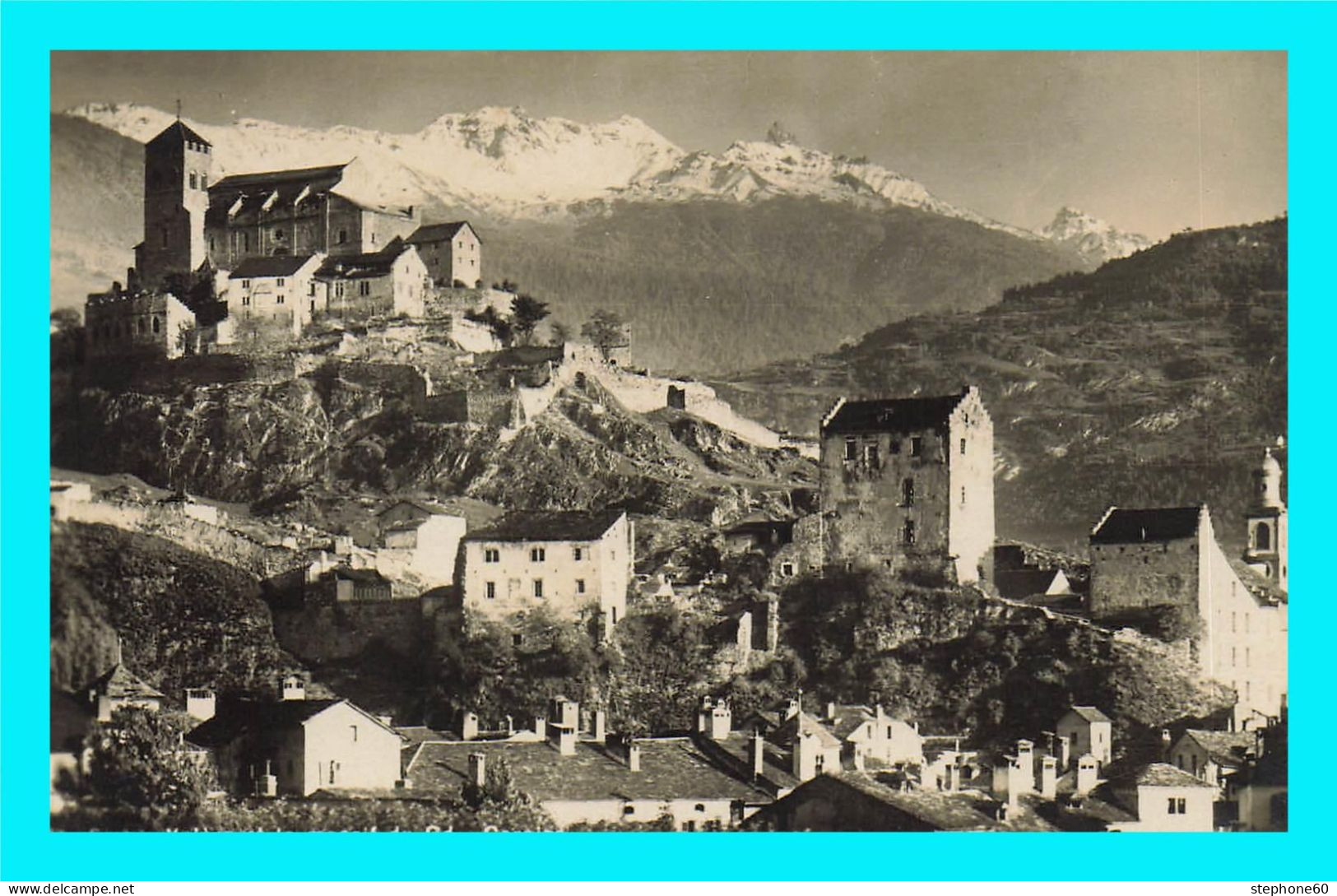 a952 / 307 Valere et le Massif du Grand Cornier