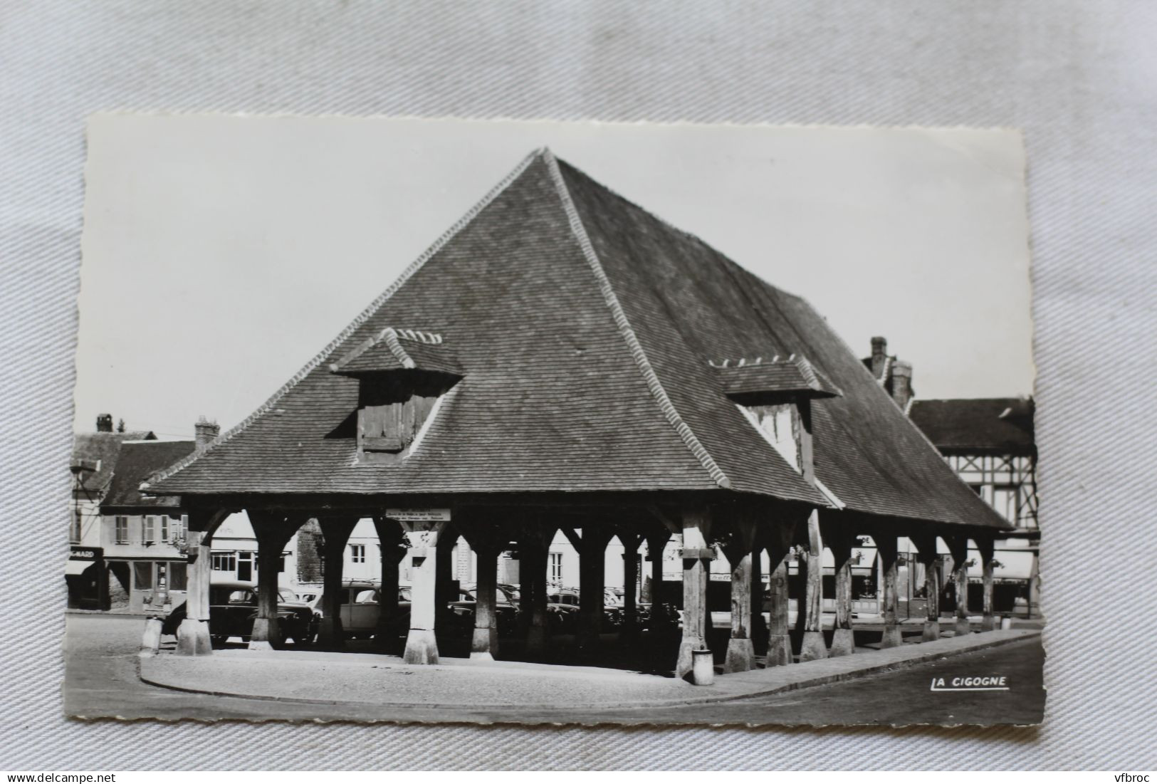AA484, Cpsm 1962, Lyons la Forêt, la halle, Eure 27