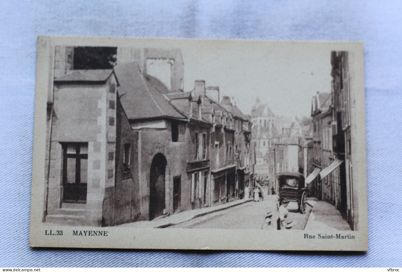 AA826, Mayenne, rue saint Martin, Mayenne 53