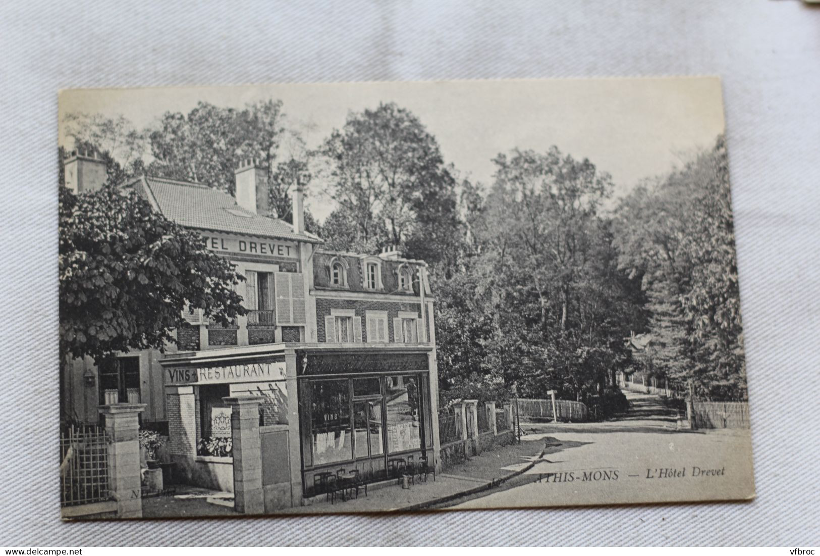 AA860, Athis Mons, l'hôtel Drevet, Essonne 91