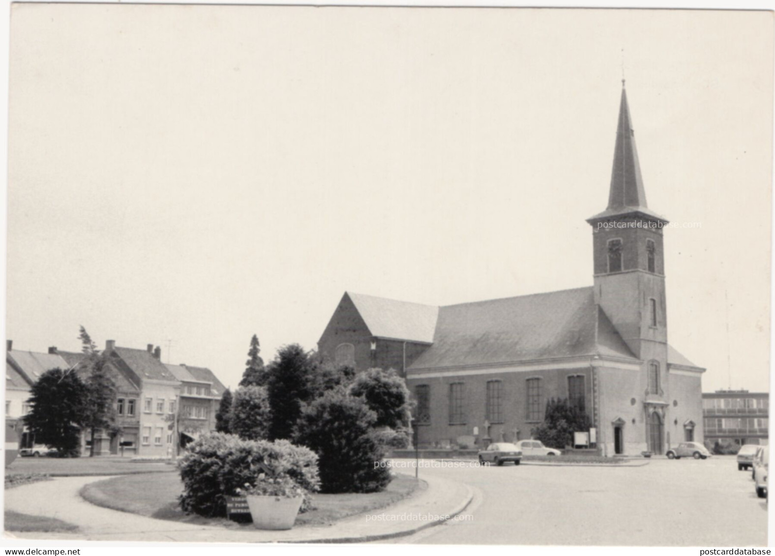 Aartselaar - St-Leonarduskerk