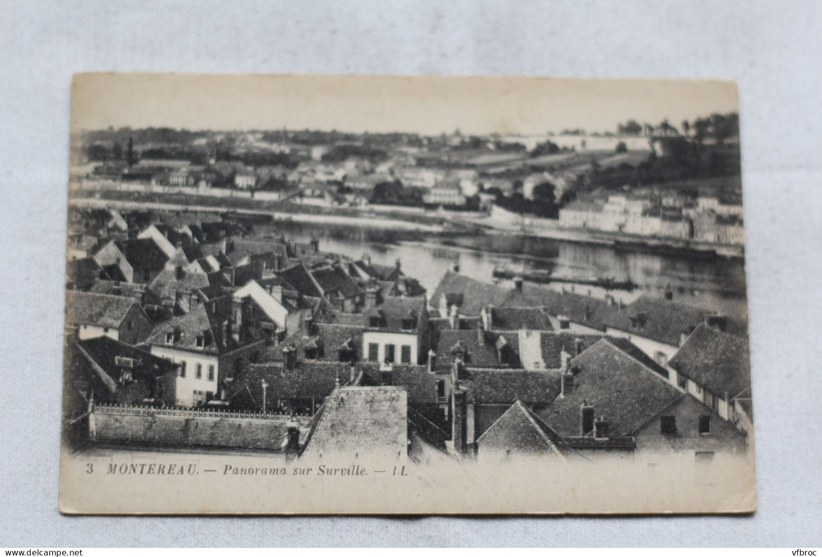 AB254, Montereau, panorama sur Surville, Seine et Marne 77
