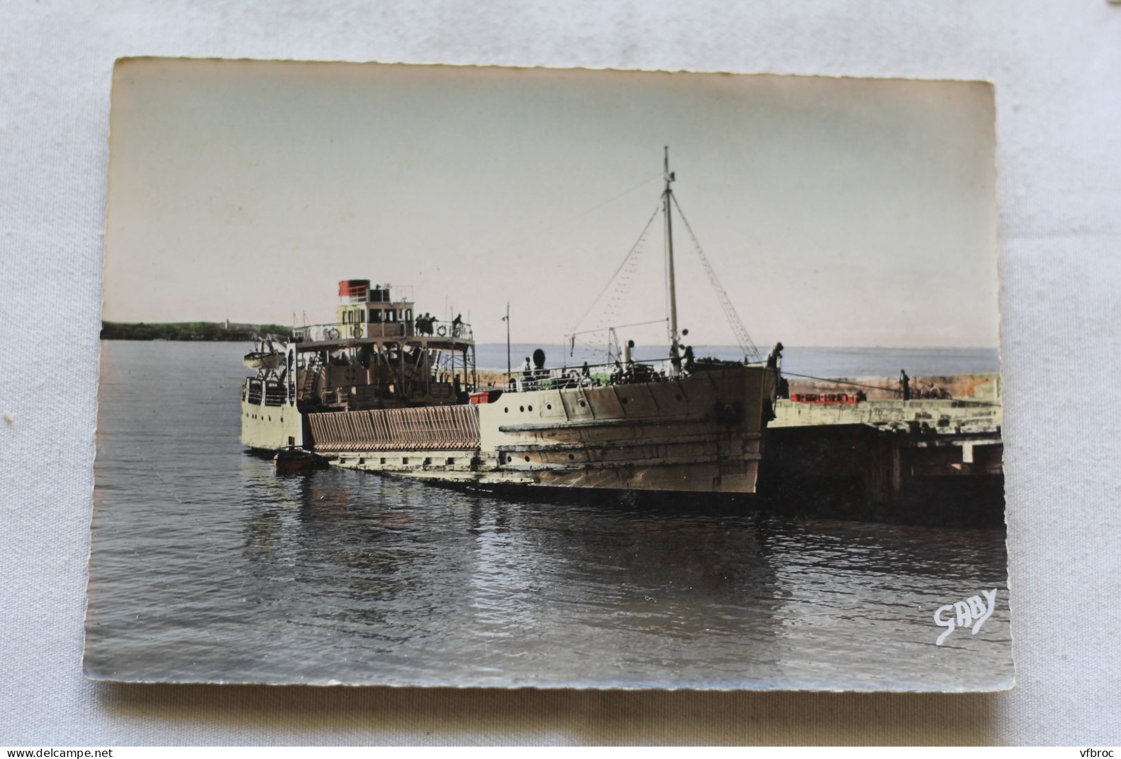 AB52, Cpm, Royan, le bac faisant le service Royan - Le Verdon, Charente Maritime 17