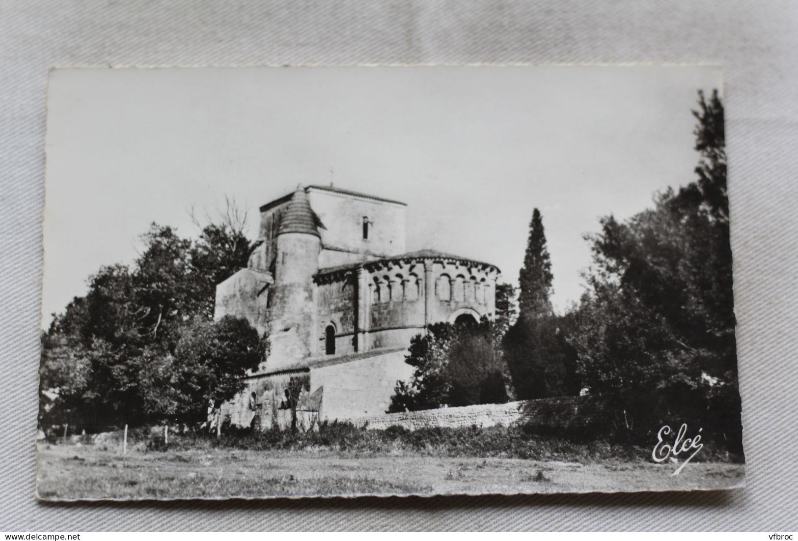 AB585, Cpsm, Vaux sur Mer, église romane, Charente Maritime 17