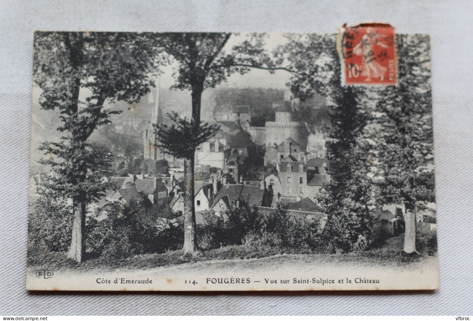 AB629, Fougères, vue sur saint Sulpice et le château, Ille et Vilaine 35