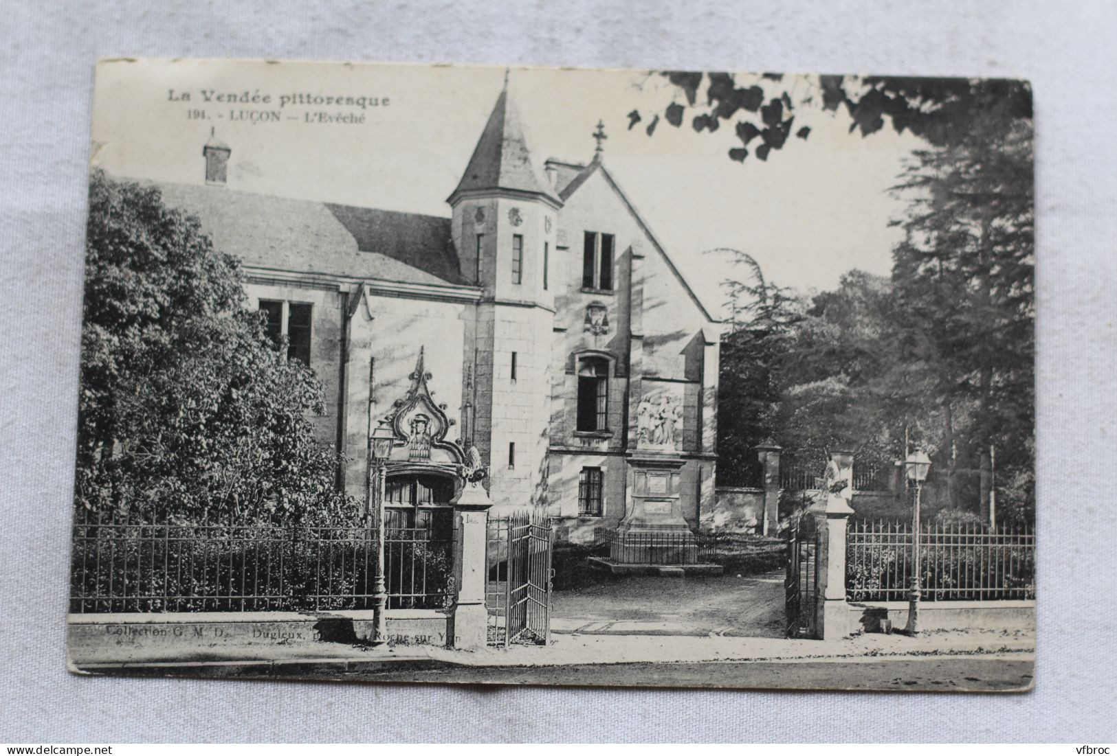 AB938/3, Cpa 1908, Luçon, l'évêché, Vendée 85