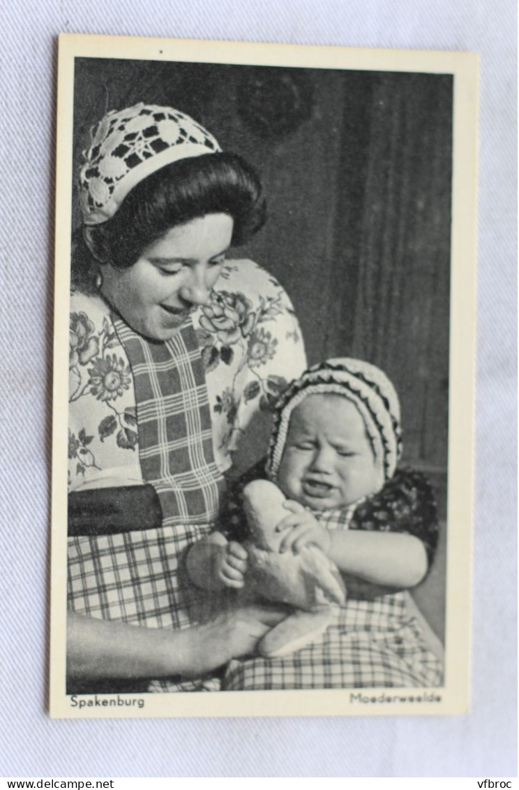 AC190/3, Spakenburg, Moederweelde, Hollande, Pays Bas