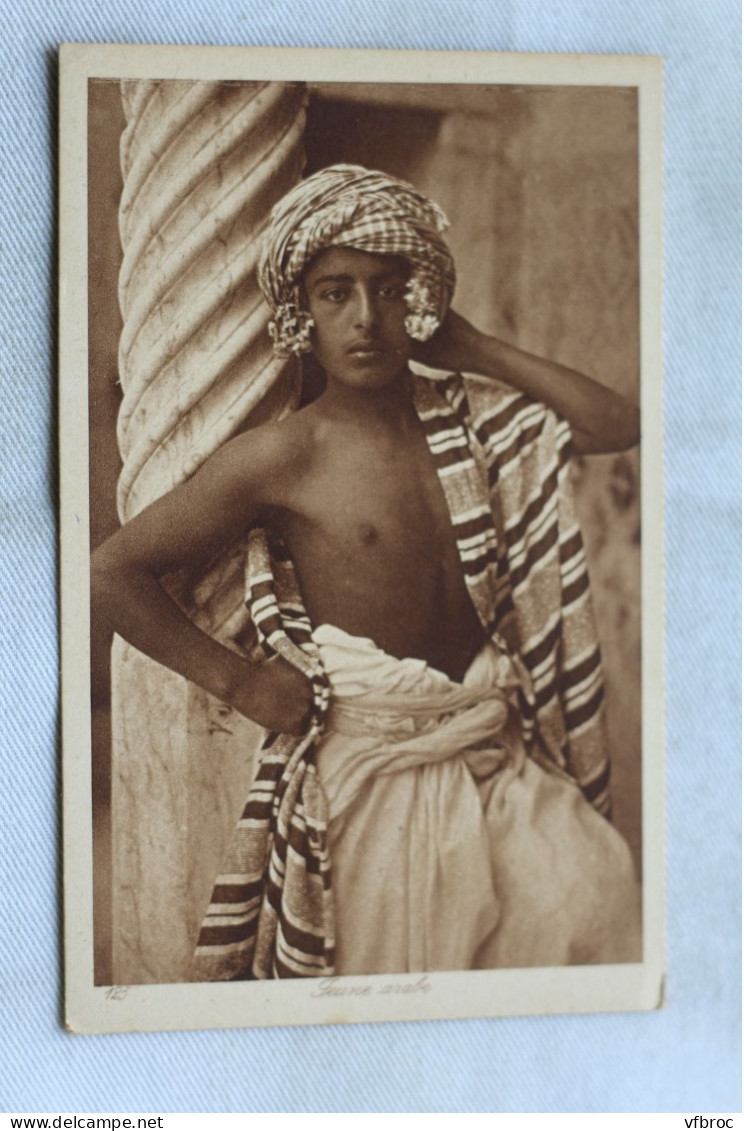AC269/3, jeune Arabe, Afrique
