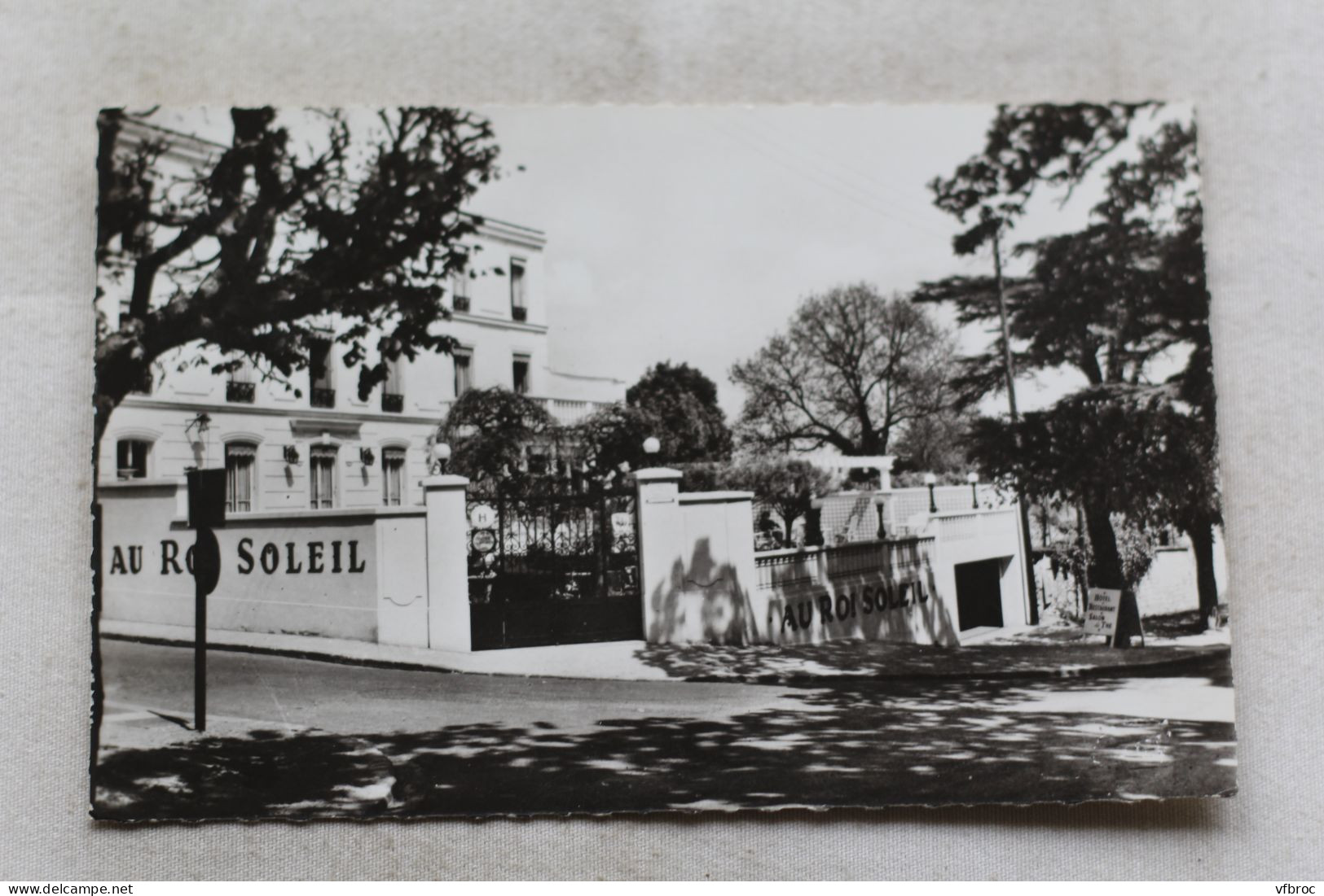 AC449/3, Cpsm, Marly le Roi, hôtel du roi Soleil, Yvelines 78