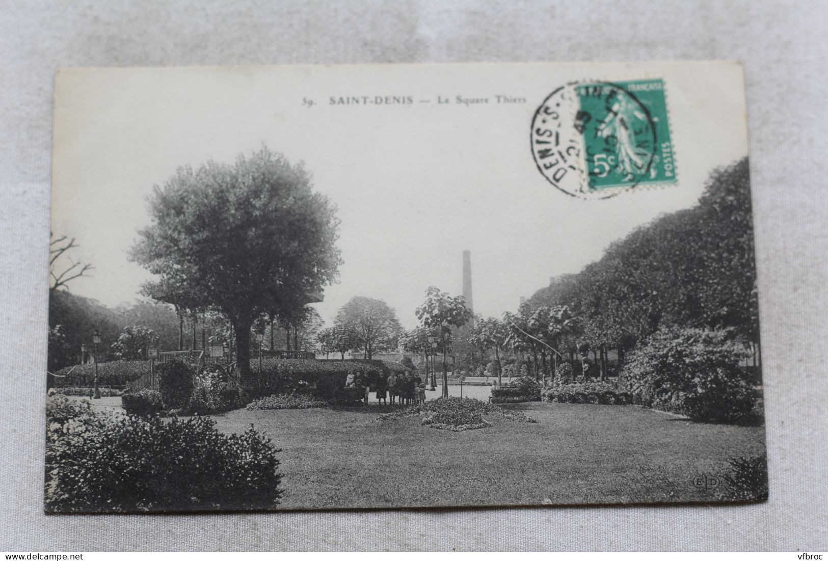 AC658/3, Saint Denis, le square Thiers, Seine saint Denis 93