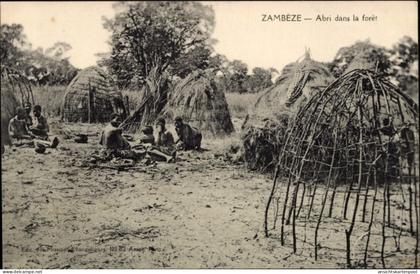 CPA Sambia, Zambeze, Abri dans la foret