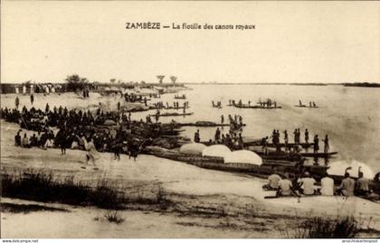 CPA Zambèze Sambia, La Flotille des canots royaux, la plage