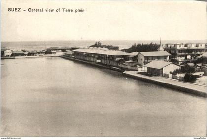 Suez - Terre plein