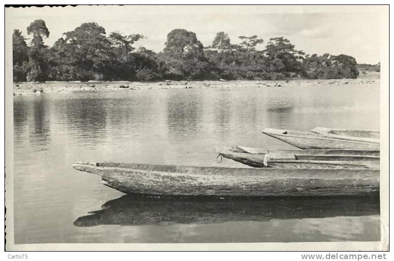 Afrique - Congo - Photographie - Pirogues