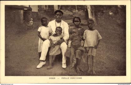 CPA Gabon, Gabun, Famille Chretienne
