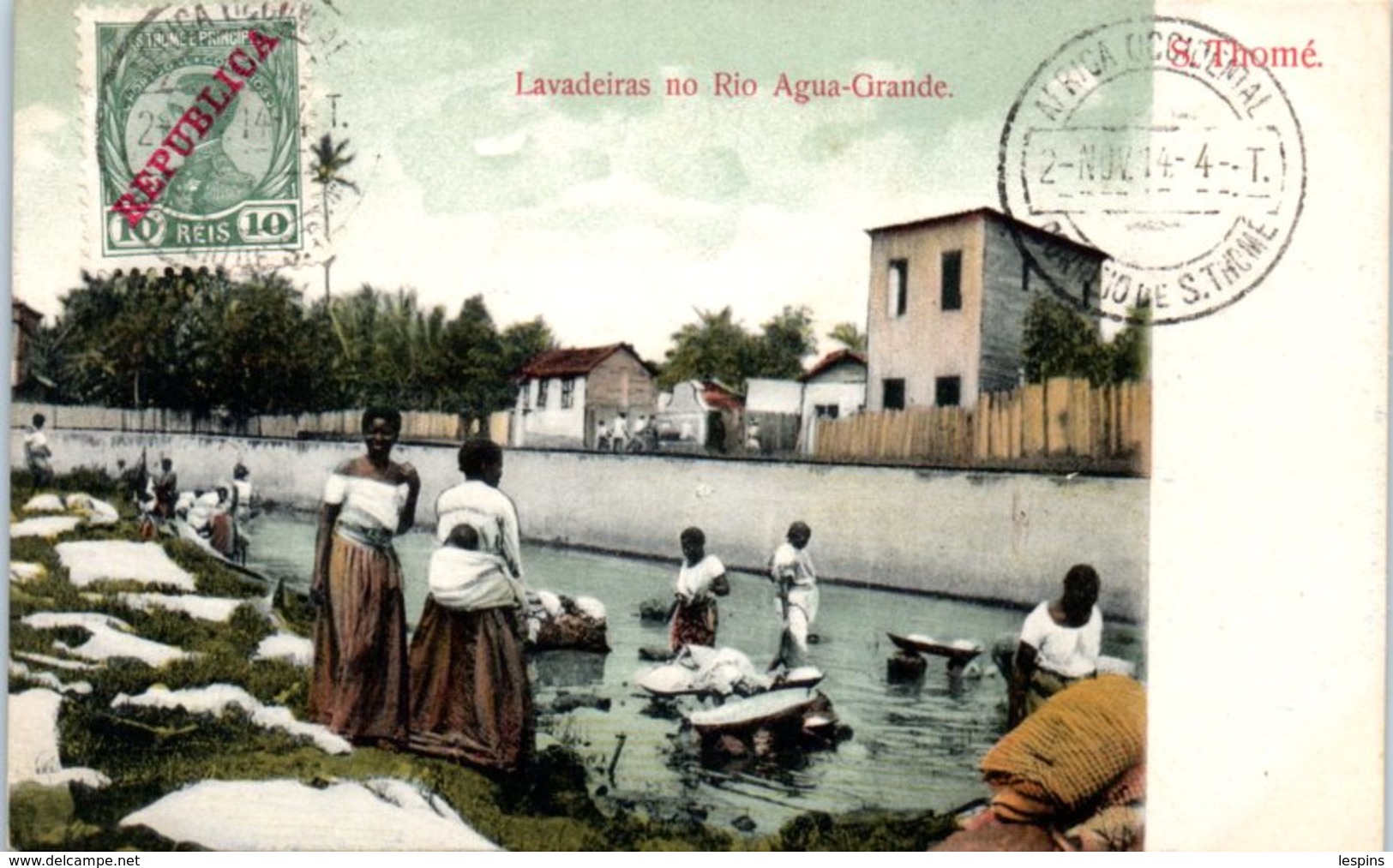 AFRIQUE --  SAO TOME Et PRINCIPE --  Lavadeiras no rio agua Grande