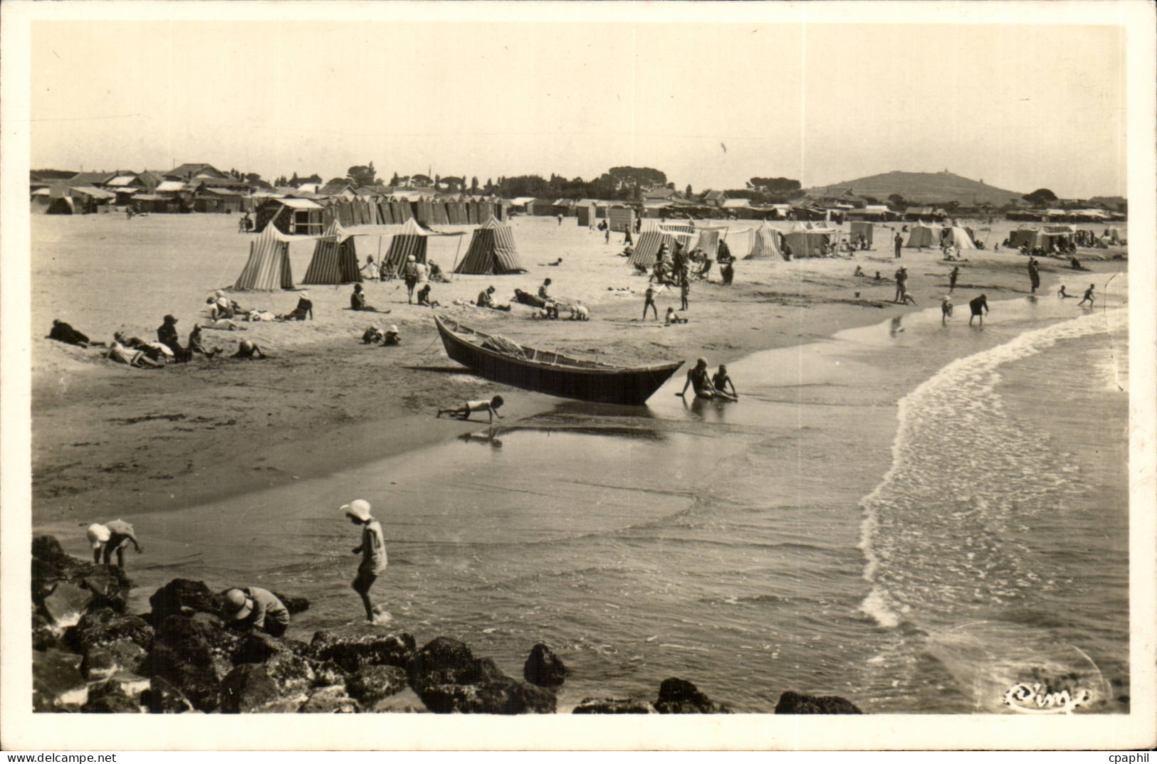 Agde sur Mer - L'heure du bain au Grau d'Agde - CPA