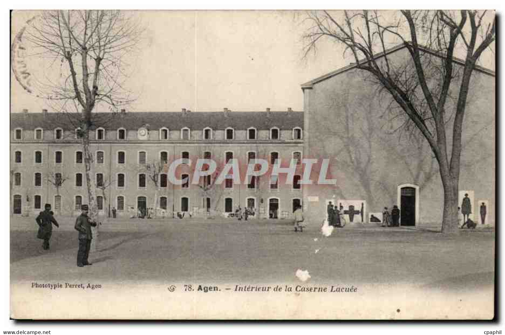 Agen - Caserne Lacuee - CPA