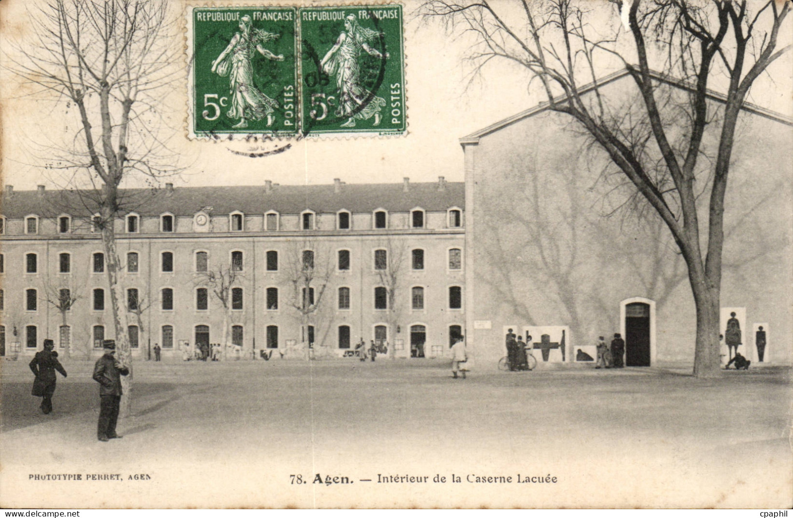 Agen - Caserne Lacuee - CPA
