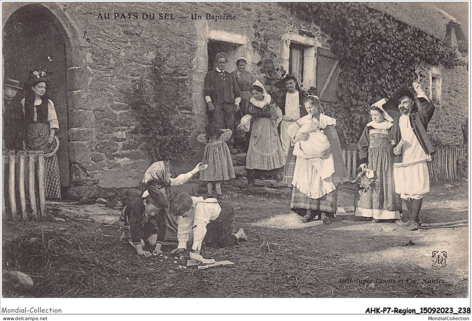 AHKP7-0672 - REGION - PAYS DE LA LOIRE - AU PAYS DU SEL - Un bapteme /B