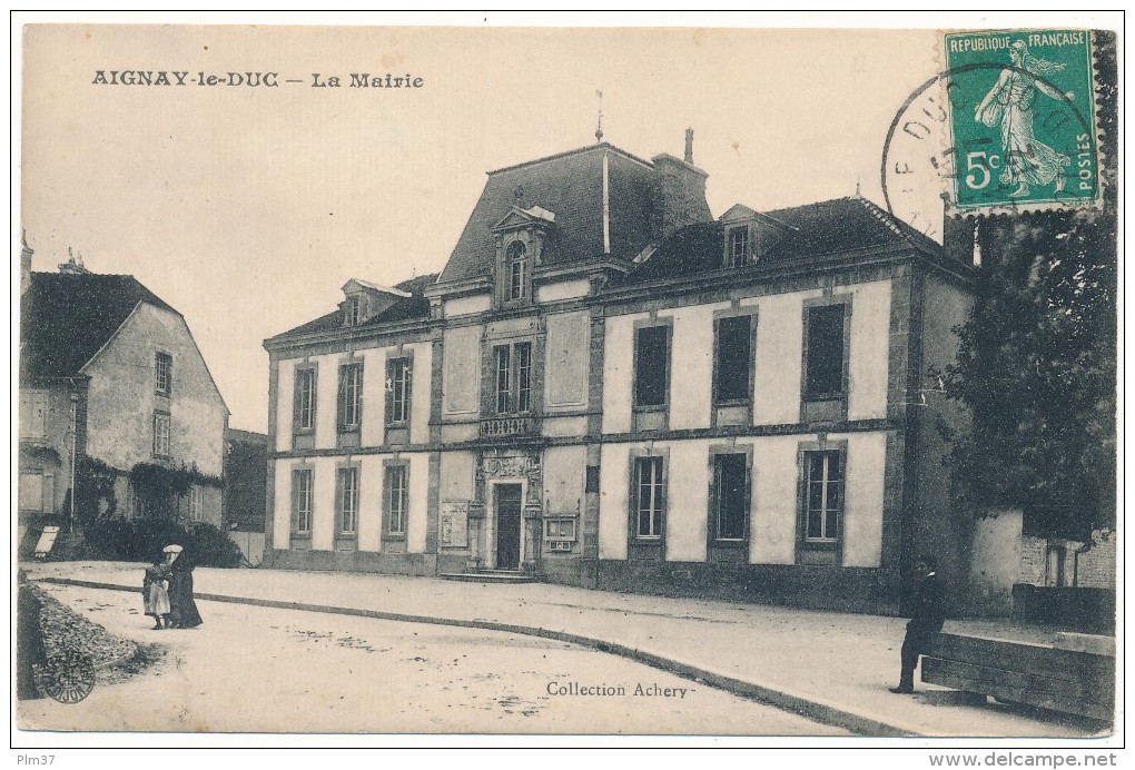 AIGNAY LE DUC - La Mairie