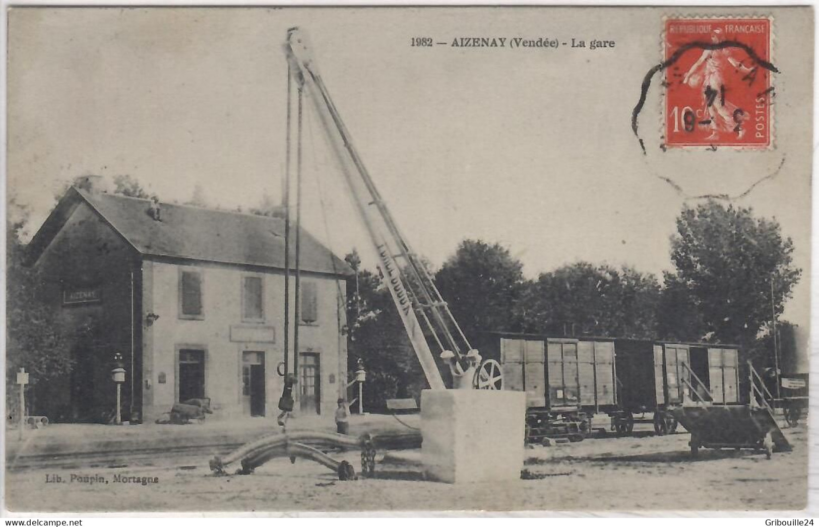 AIZENAY   LA GARE