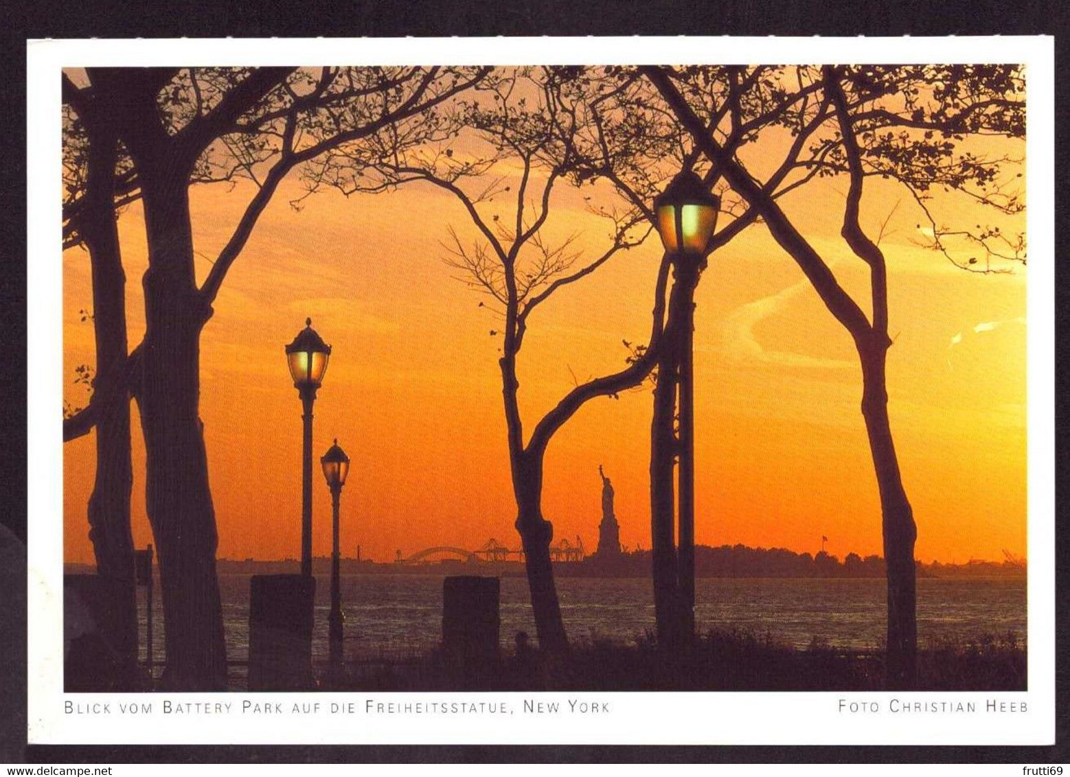 AK 001792 USA - New York City - Blick vom Battery Park auf die Freiheitsstatue