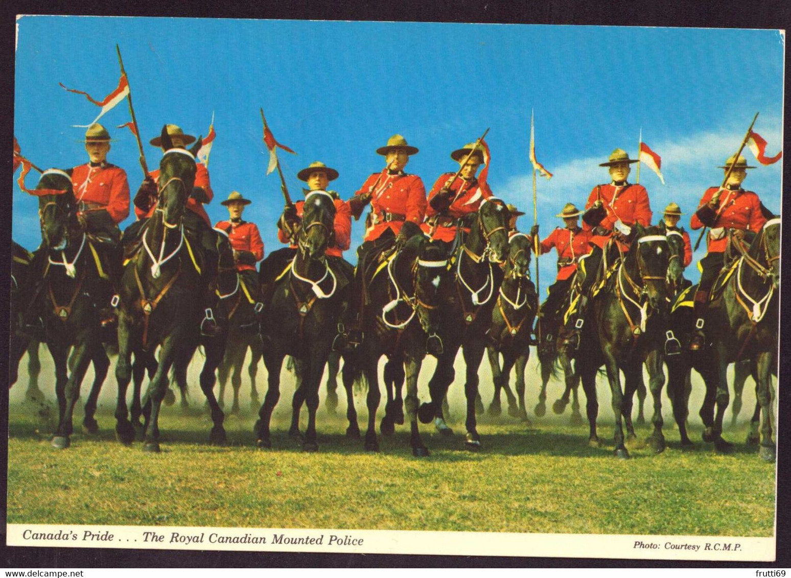 AK 03626 CANADA .- The Royal Canadian Mounted Police