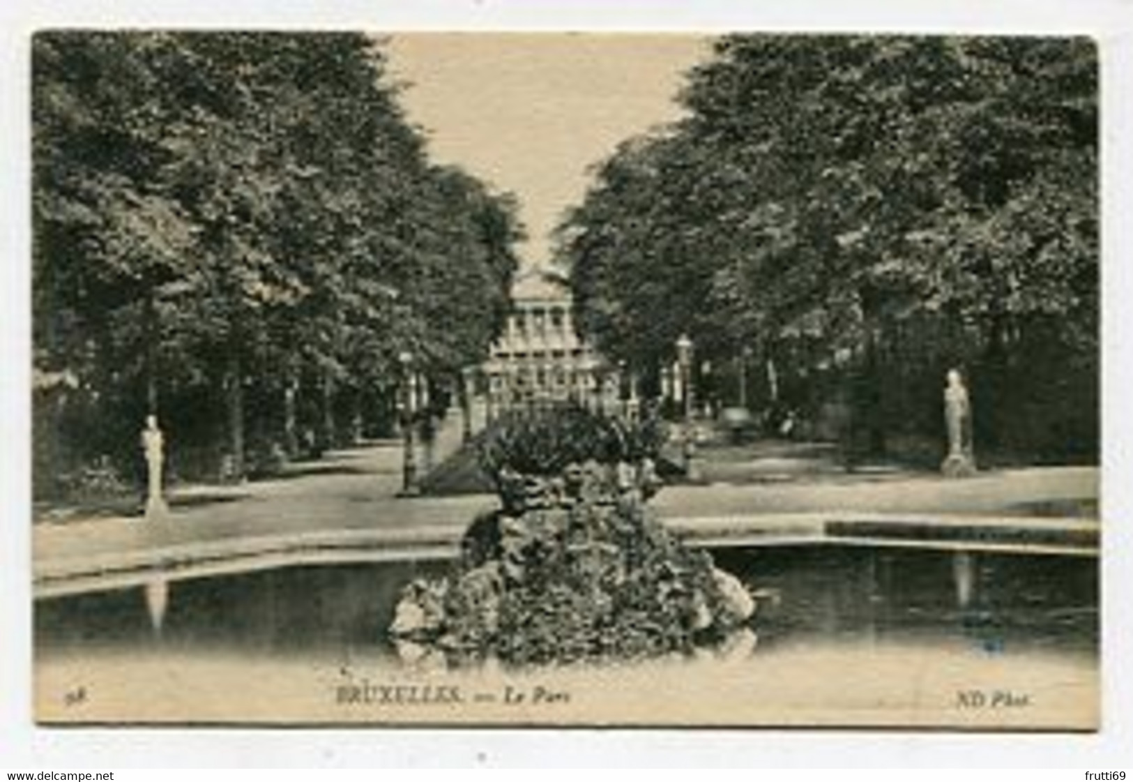 AK 045114 BELGIUM - Bruxelles - Le Parc