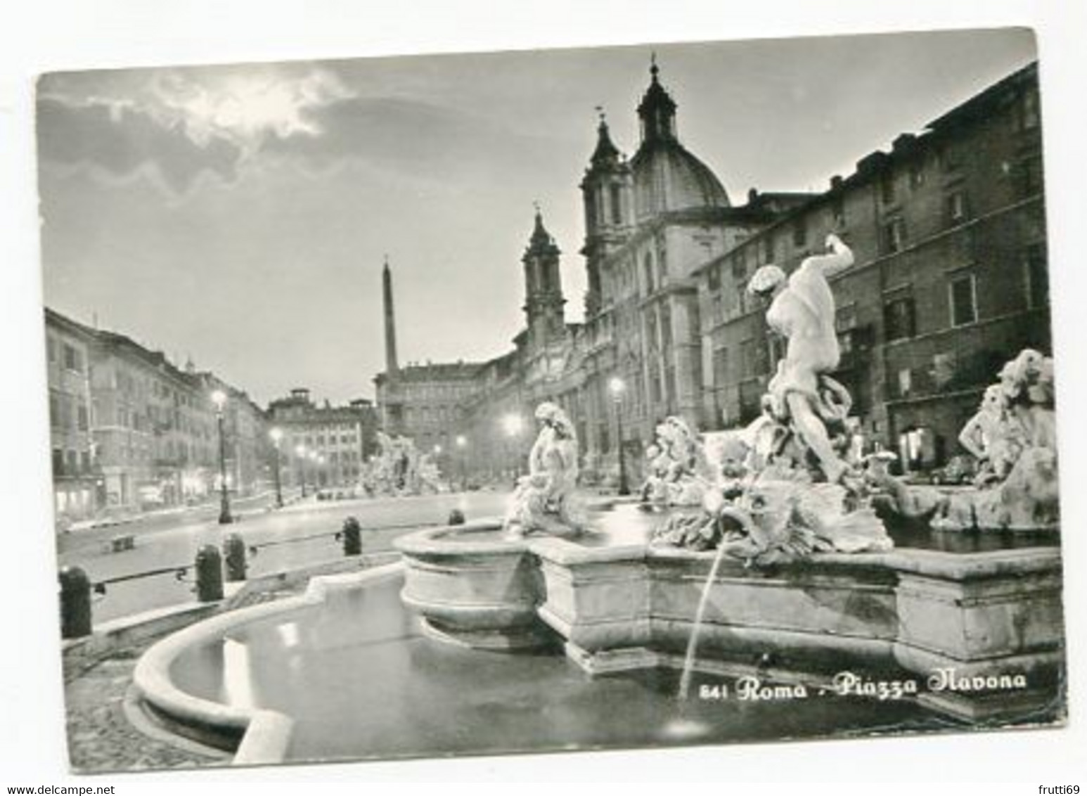AK 053019 ITALY - Roma - Piazza Navona