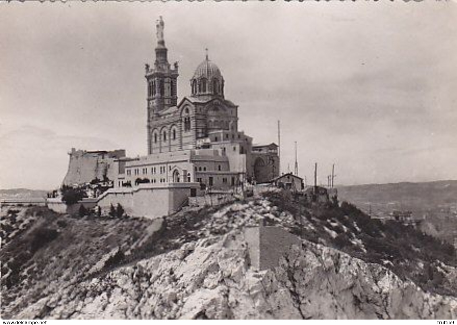 AK 060494 FRANCE - Marseille - Basilique de Notre-Dame de la Garde