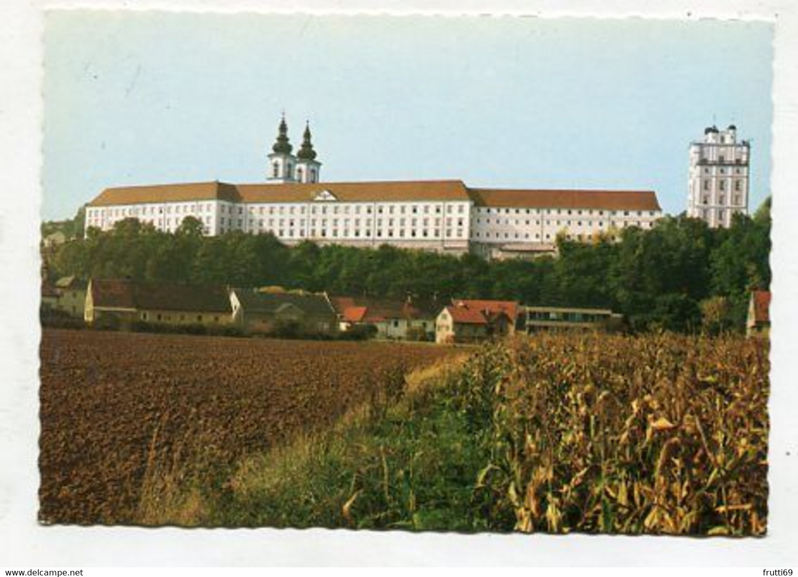 AK 103130 AUSTRIA - Kremsmünster - Benediktinerstift - Stiftansicht von Süden