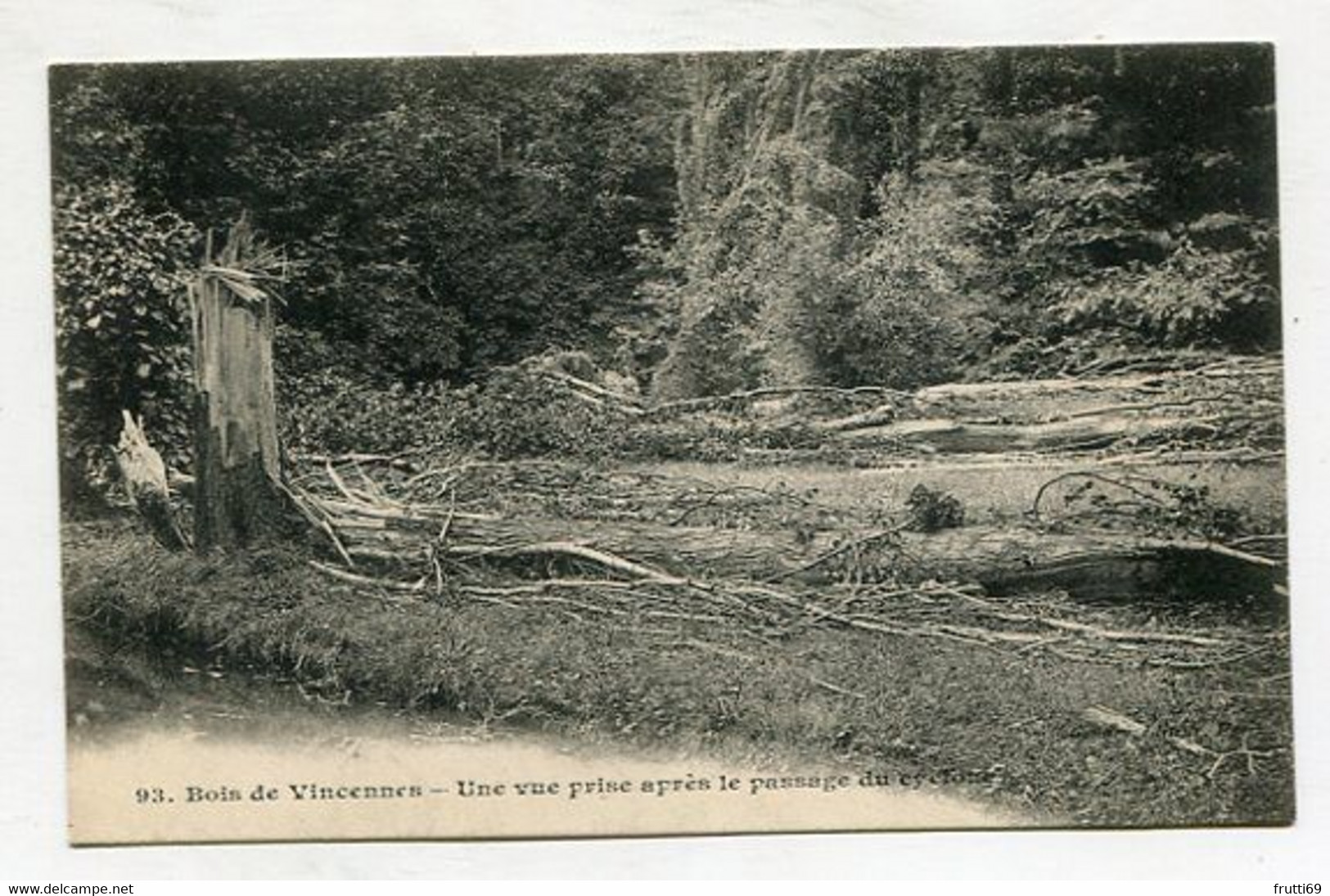 AK 121379 FRANCE - Bois de Vincennes ....