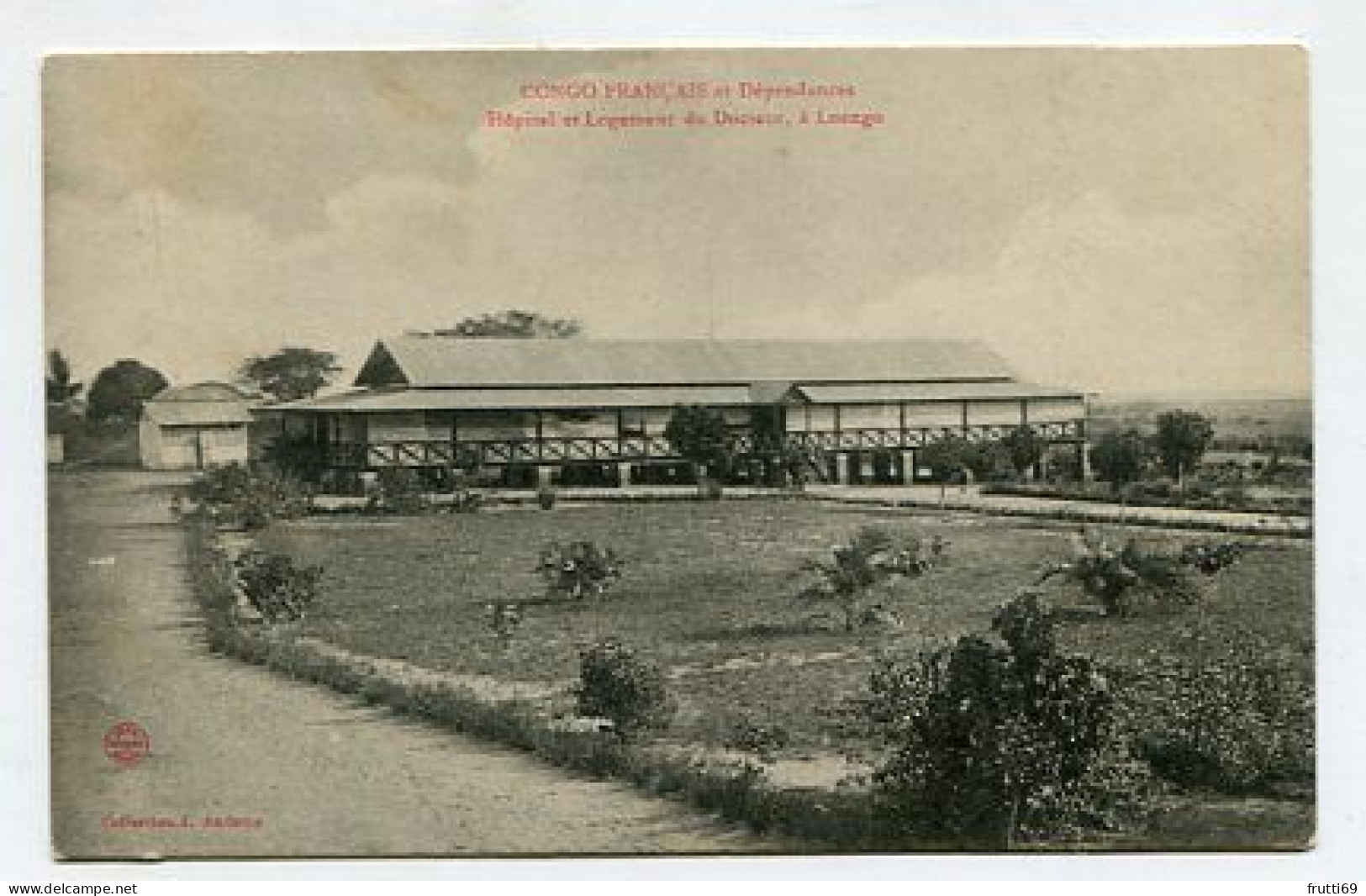 AK 157015 CONGO - Congo Francais et Dépendences - Hopital et Logement du Docteur à Loango