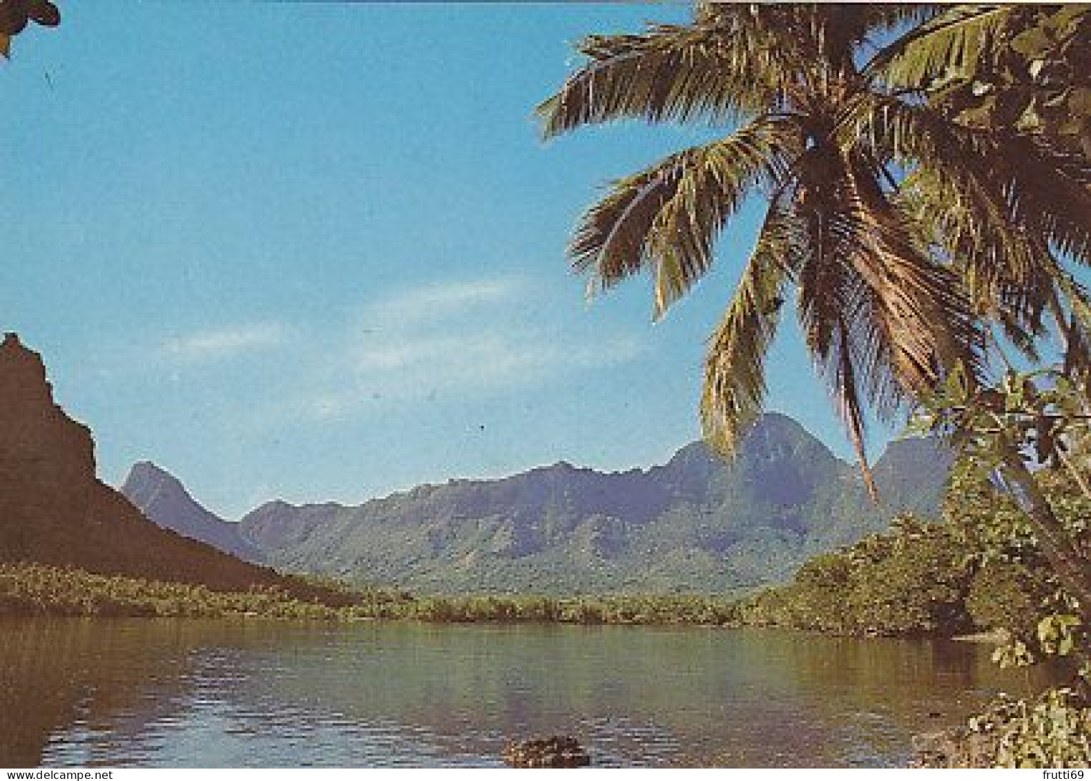 AK 175887 FRENCH POLYNESIA - Moorea - Paysage de la baie de Hopunohu