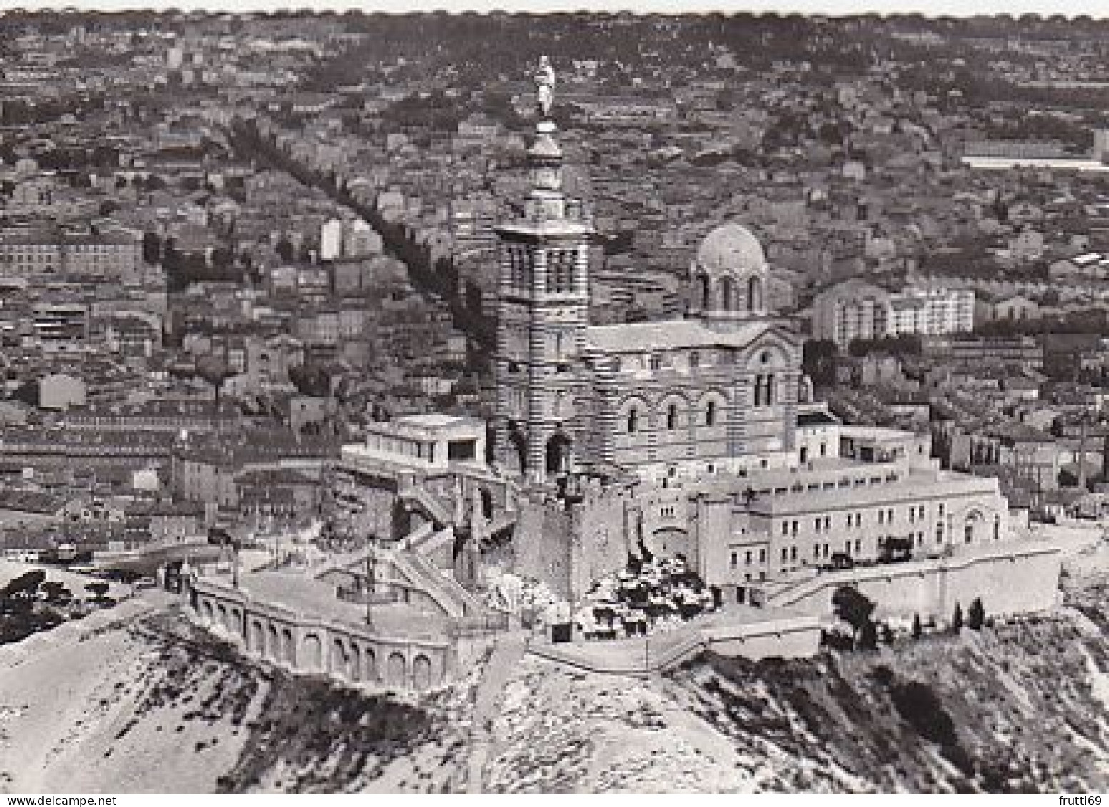 AK 180444 FRANCE - Marseille - Basilique Notre-Dame de la Garde