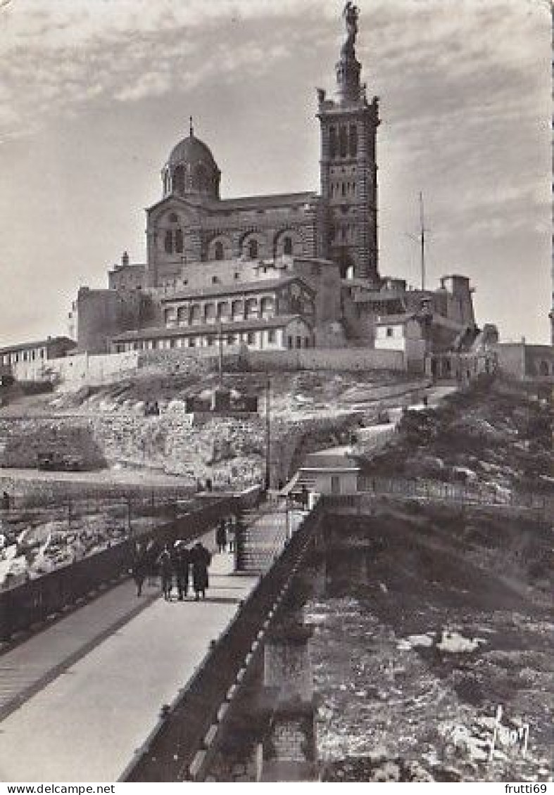 AK 190216 FRANCE - Marseille - Basilique N.-D. de la Garde