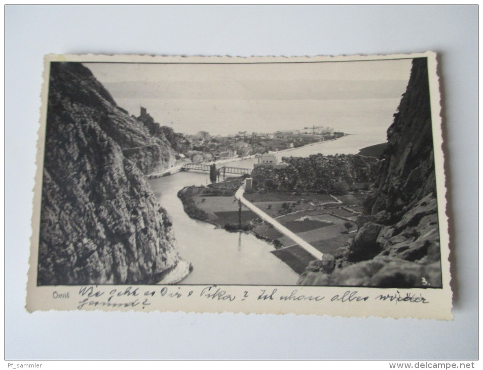 AK 1936 Jugoslawien / Kroatien. Omis. Bucht. Kleines Städtchen...