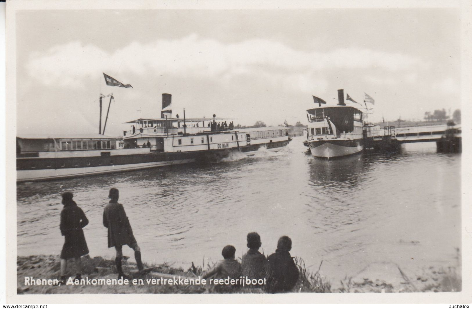 AK 1942 RHENEN, Aankomende en vertrekkende reederijboot - gelaufen