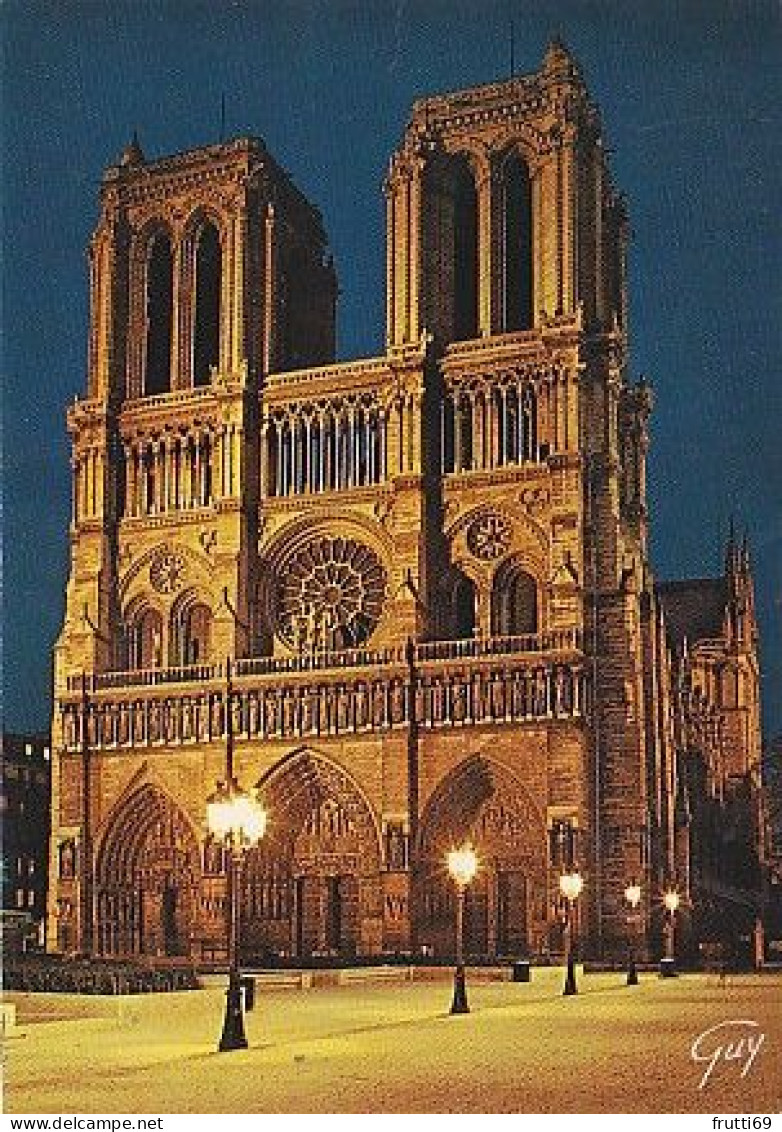 AK 215196 FRANCE - Paris - Notre-Dame de Paris