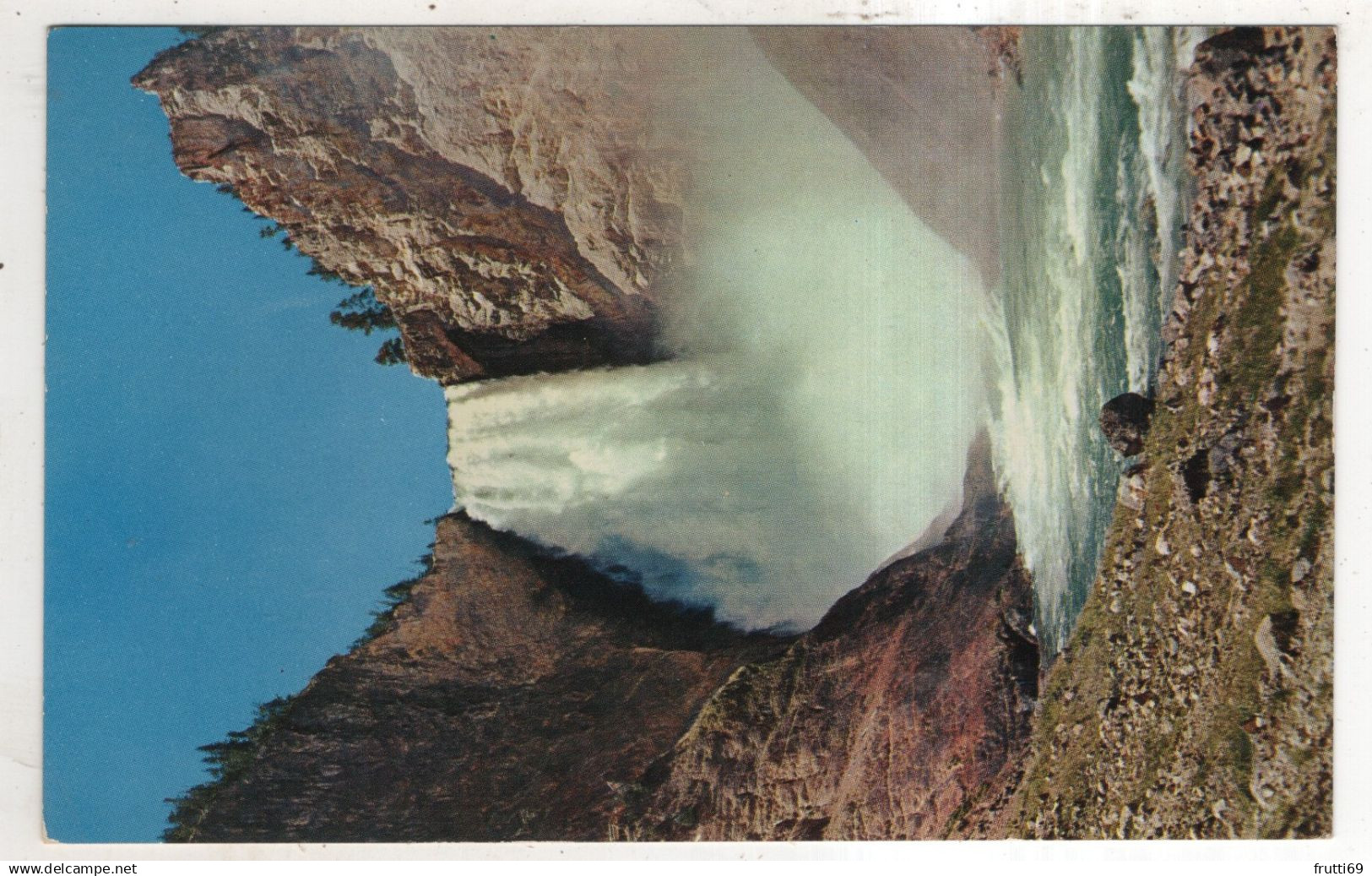 AK 234730 USA - Wyoming - Yellowstone - Lower Falls