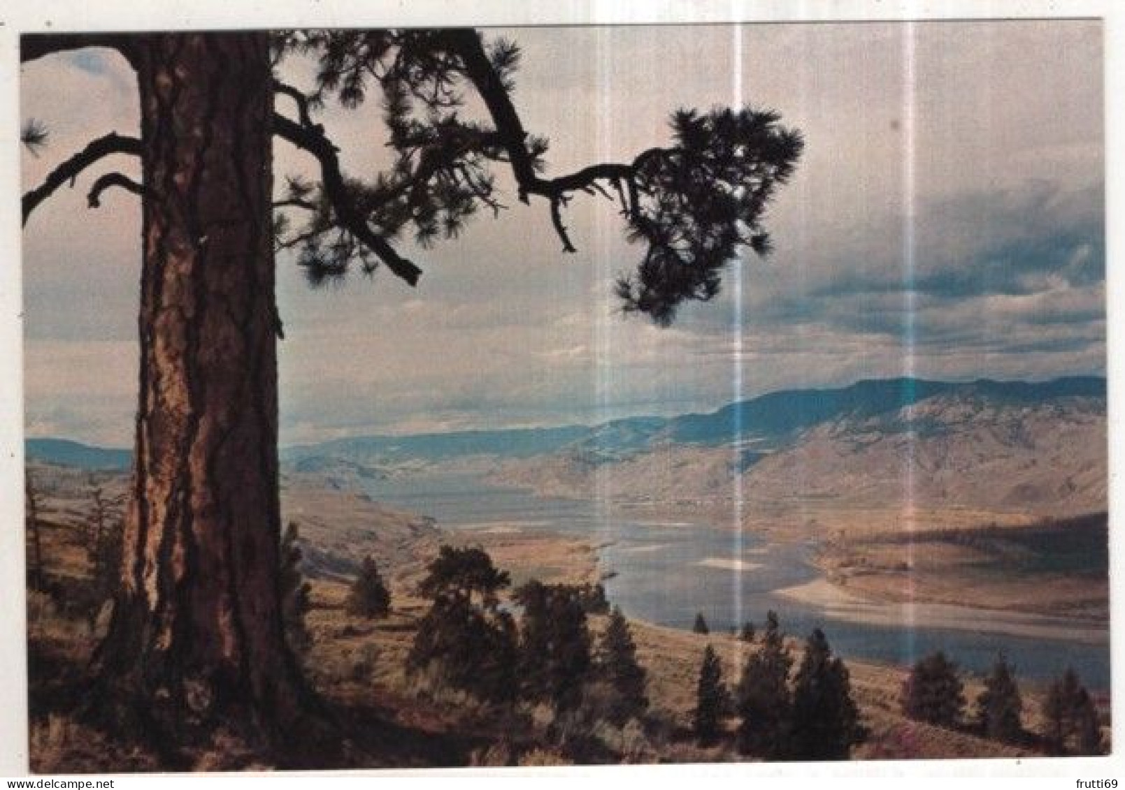 AK 260521 CANADA - Kamloops Lake