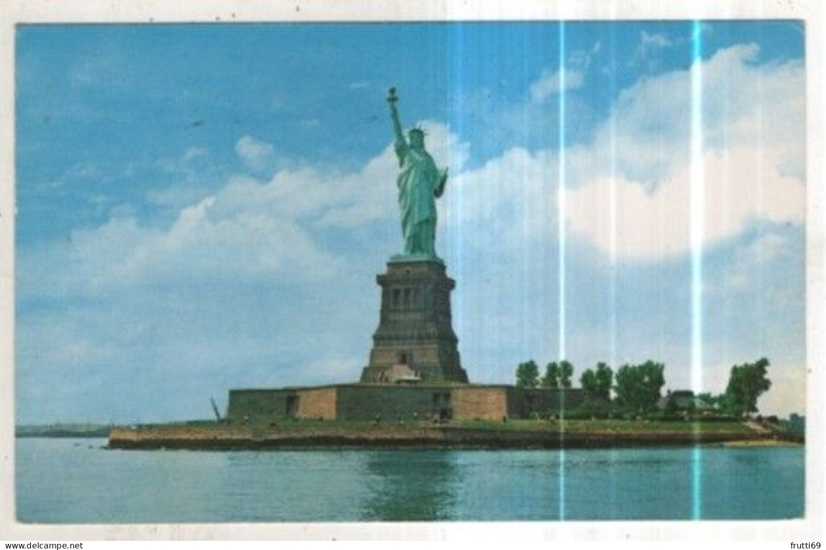 AK 267686 USA - New York - The Statue of Liberty