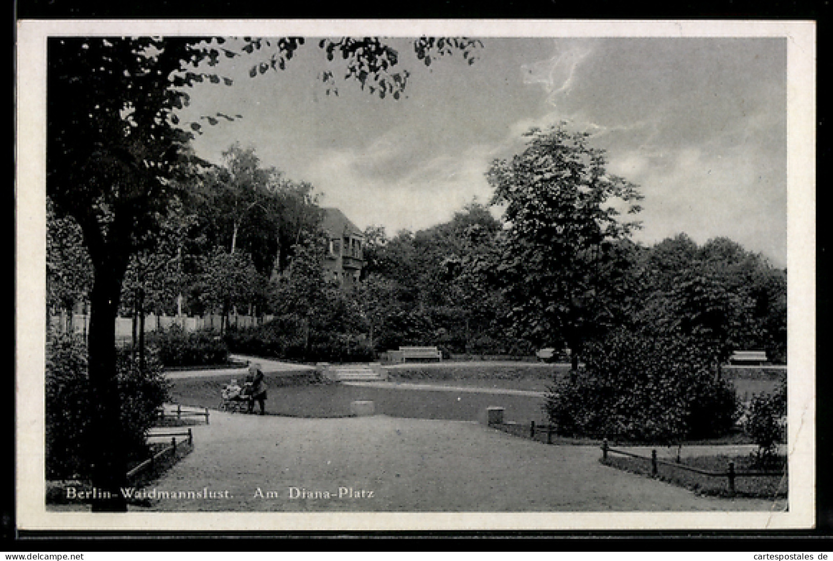 AK Berlin-Waidmannslust, Am Diana-Platz
