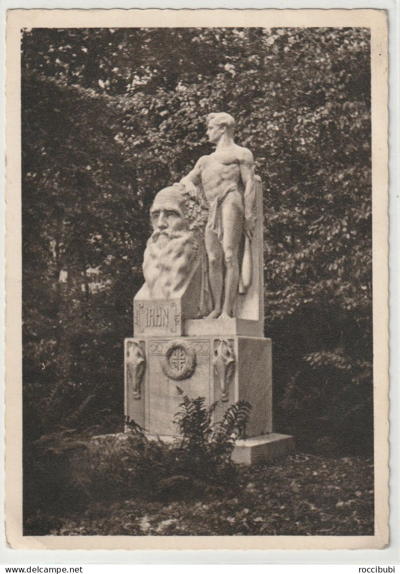 AK Böhmen und Mähren, Troppau, Jahn-Denkmal