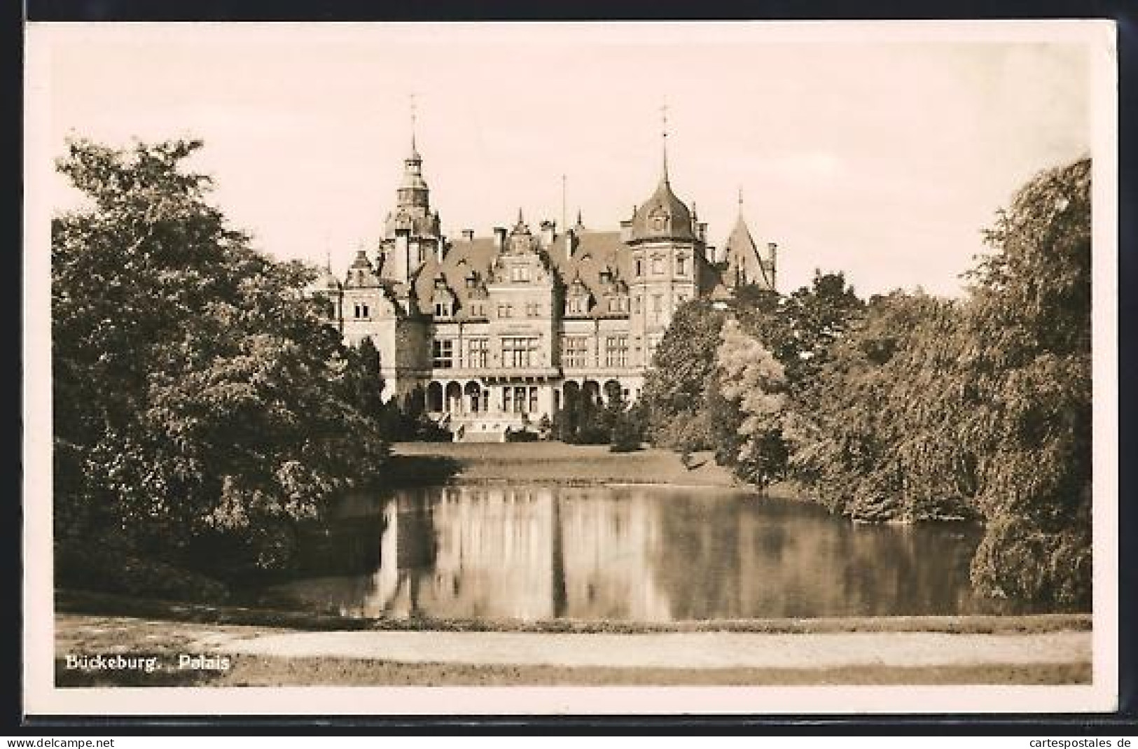 AK Bückeburg, Palais