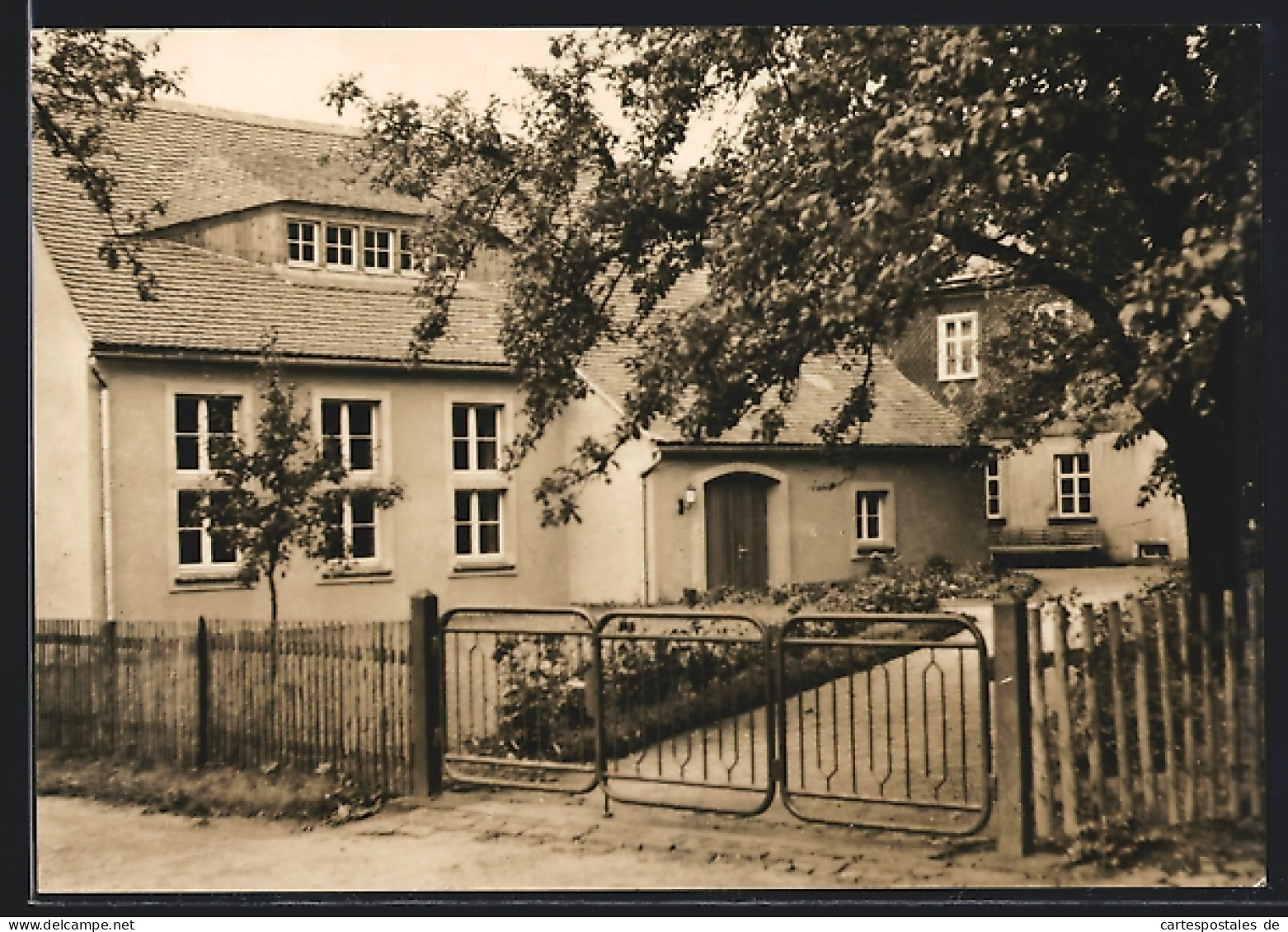 AK Crostau, Kirchgemeindehaus mit Garten